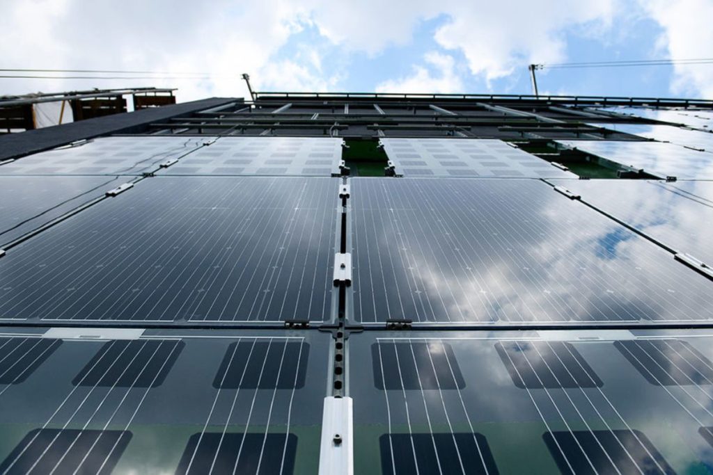 10 passos para transformar sua janela em um painel de energia solar